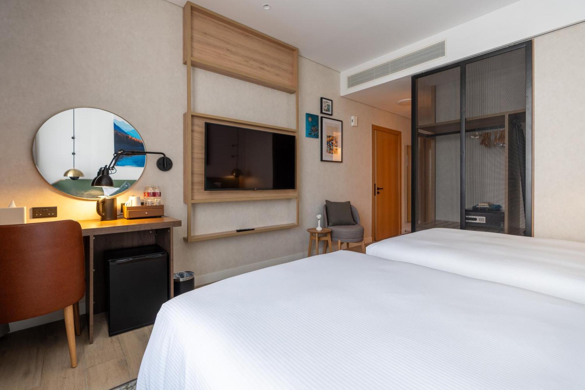 West Walk Retaj Hotel Al Rayyan Extérieur photo